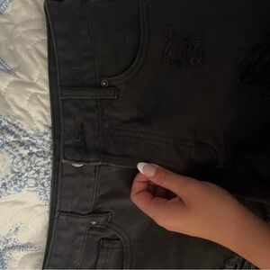 black pacsun shorts